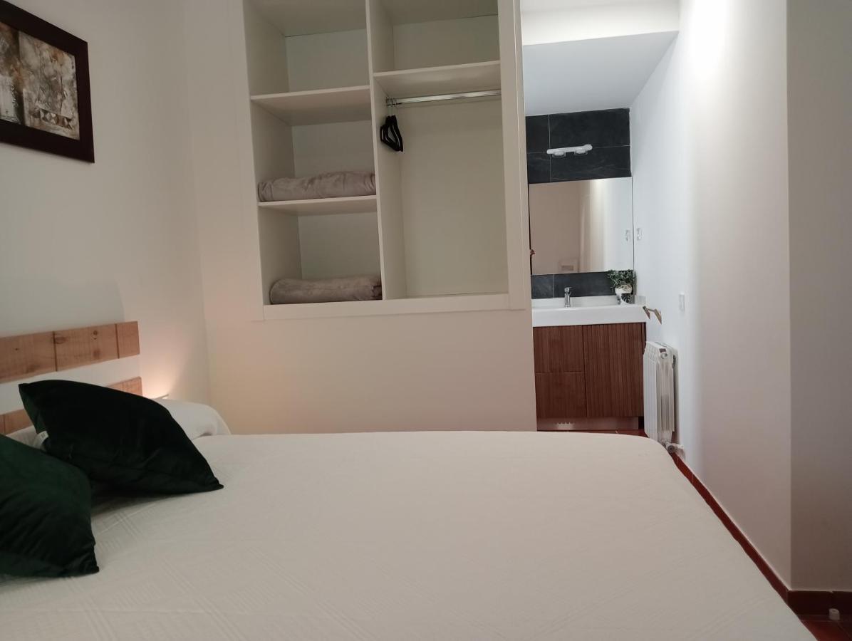 Apartamentos La Piedra En Pleno Centro Historico Con Dos Dormitorios Y Dos Banos Nájera Екстериор снимка