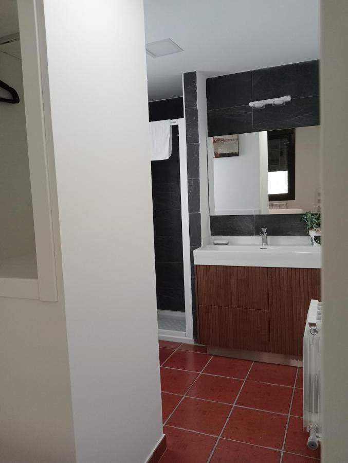 Apartamentos La Piedra En Pleno Centro Historico Con Dos Dormitorios Y Dos Banos Nájera Екстериор снимка