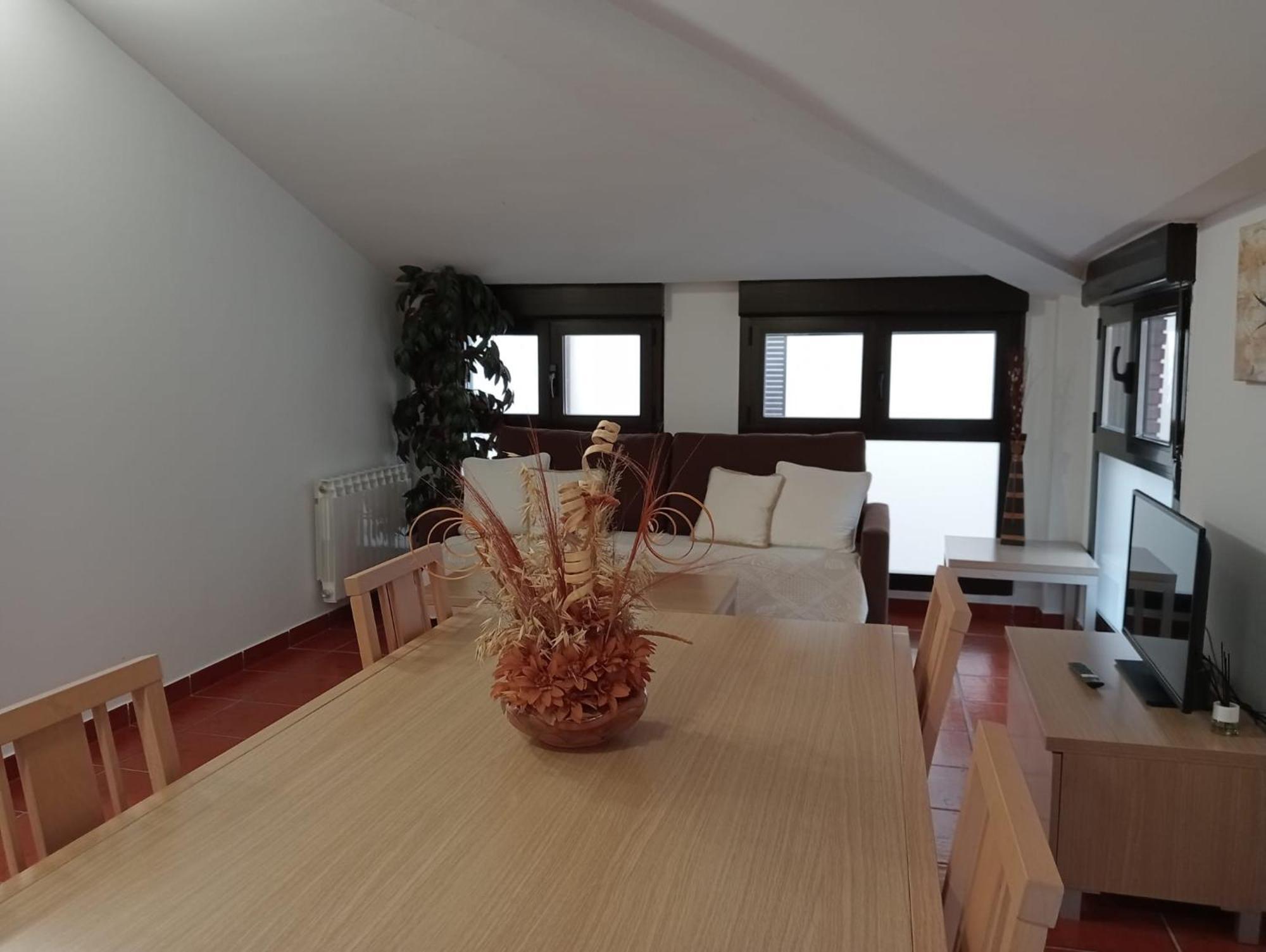 Apartamentos La Piedra En Pleno Centro Historico Con Dos Dormitorios Y Dos Banos Nájera Екстериор снимка