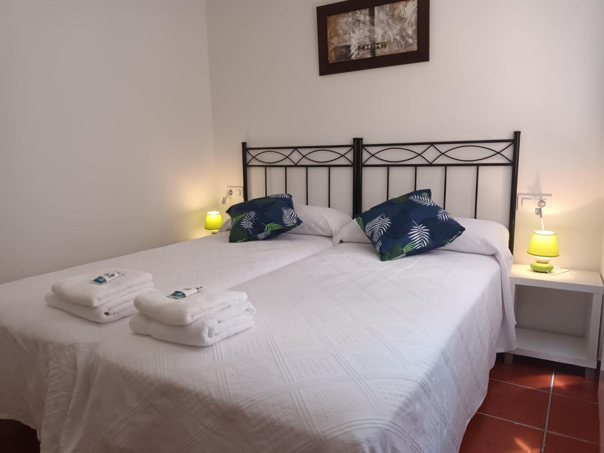 Apartamentos La Piedra En Pleno Centro Historico Con Dos Dormitorios Y Dos Banos Nájera Екстериор снимка