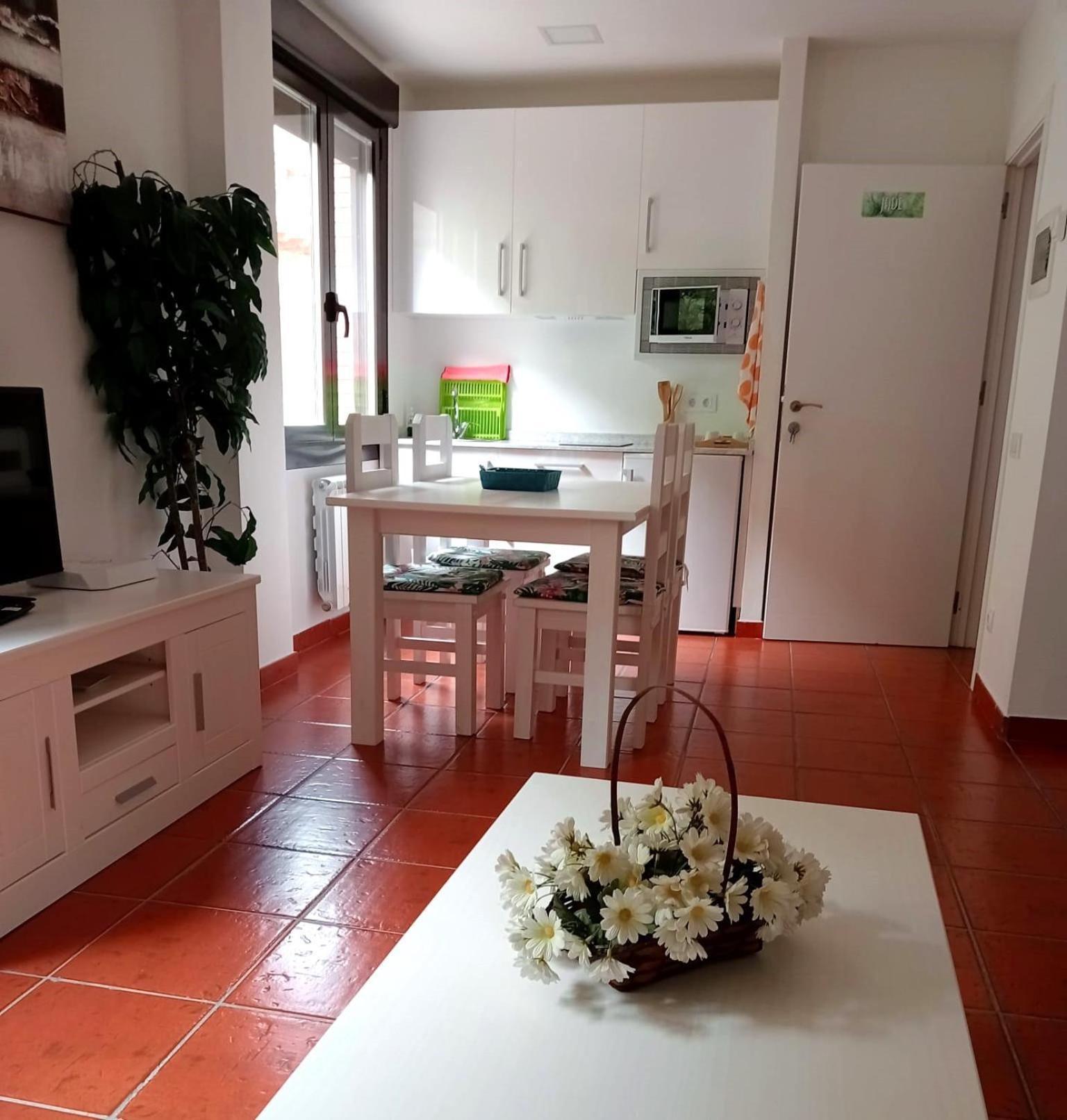 Apartamentos La Piedra En Pleno Centro Historico Con Dos Dormitorios Y Dos Banos Nájera Екстериор снимка